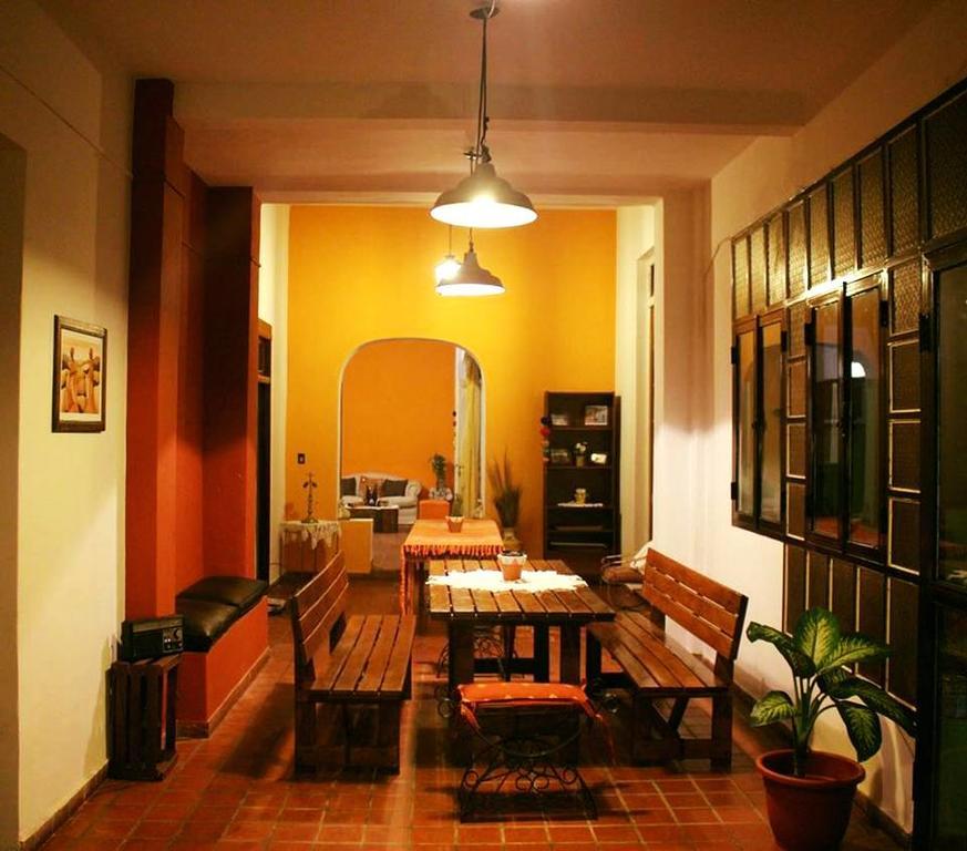 Gute Nacht Hostel 라리오하 외부 사진